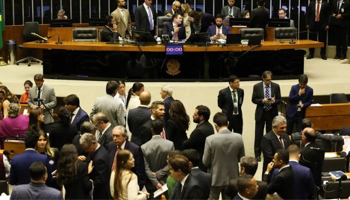 © Lula Marques/Agência Brasil Câmara aprova projeto que dificulta abortos legais em crianças